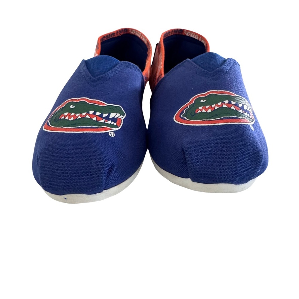FOCO Florida Gators NCAA Stripe Canvas Slip On Flats Women’s S Fits 5.5–6 - Picture 3 of 8